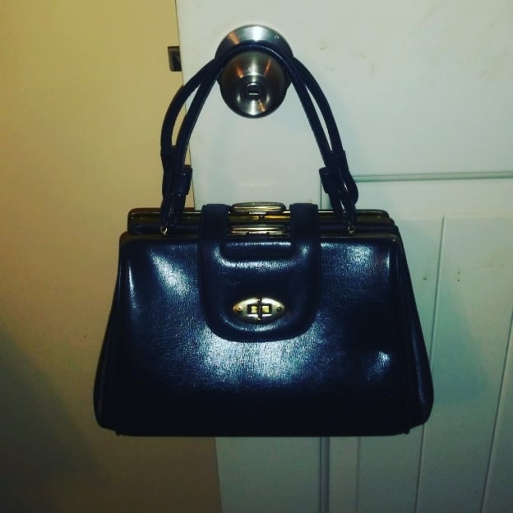 Authentic vintage 1940s purse